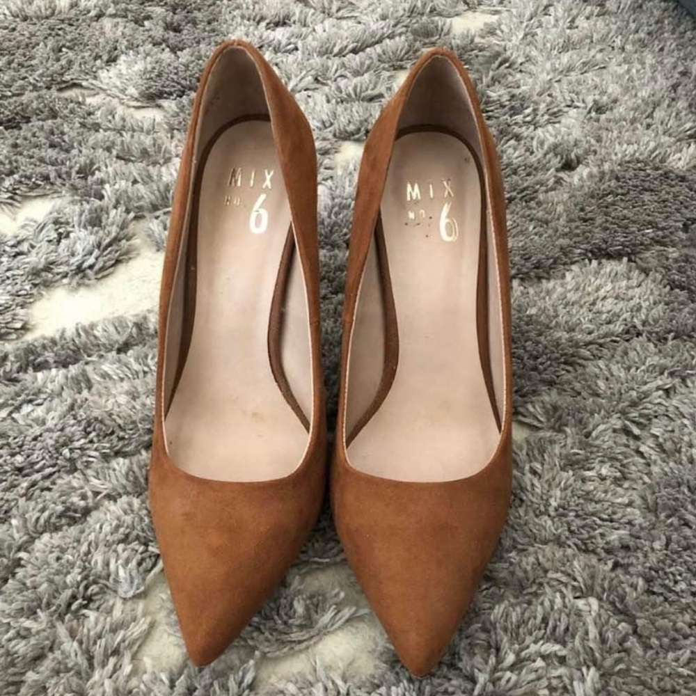 Mix No. 6 brown suede heels
